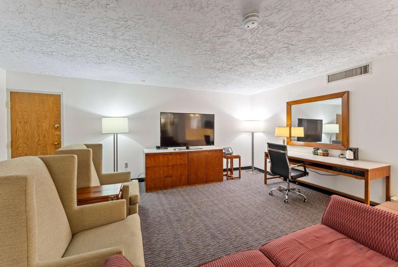 Ramada By Wyndham Cedar City Dış mekan fotoğraf