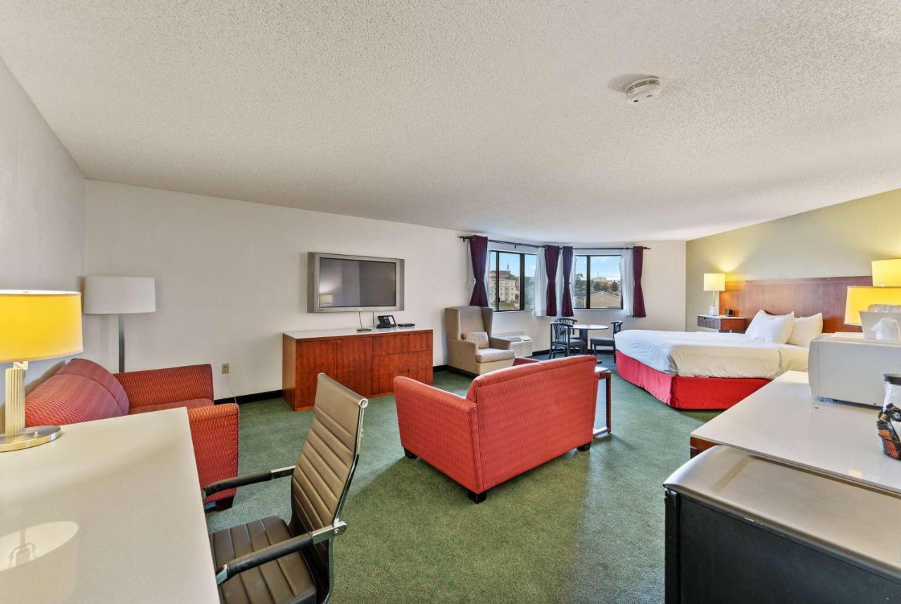 Ramada By Wyndham Cedar City Dış mekan fotoğraf