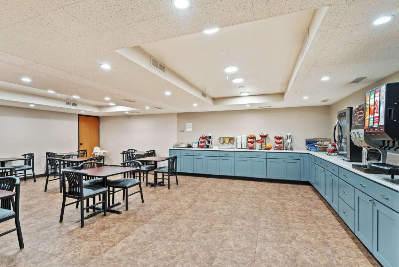 Ramada By Wyndham Cedar City Dış mekan fotoğraf