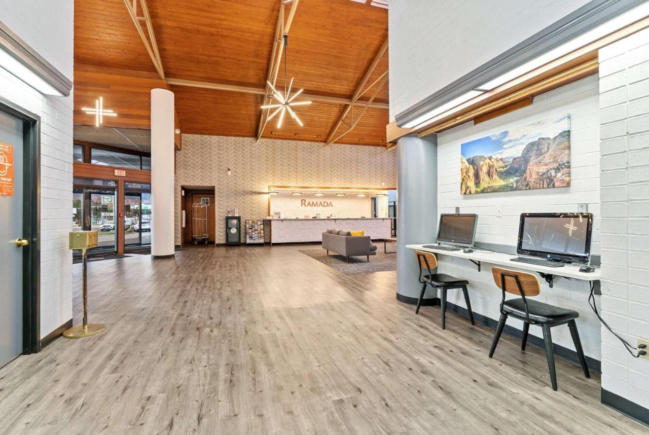 Ramada By Wyndham Cedar City Dış mekan fotoğraf