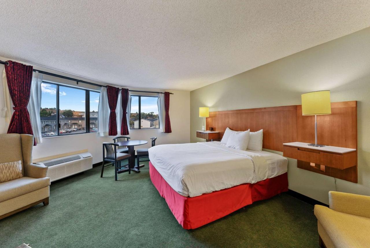 Ramada By Wyndham Cedar City Dış mekan fotoğraf